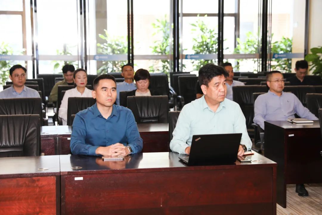 中裝建設落實全省住建領域重大事故隱患專項排查整治2023行動再宣貫、再落實推進會會議精神